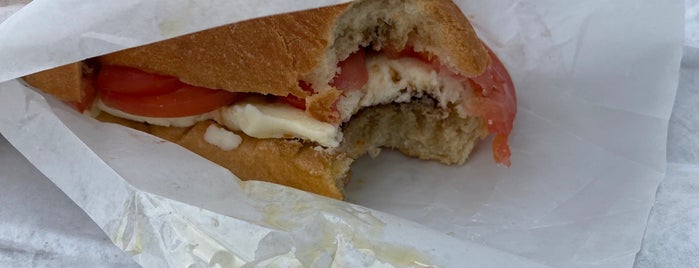 La Pecora Nera is one of Sandwiches.