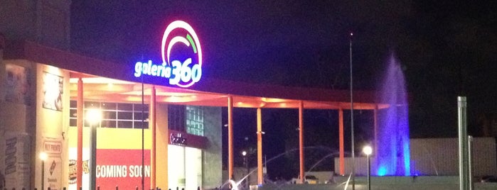 Galería 360 is one of Stores.