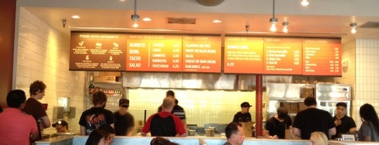 Chipotle Mexican Grill is one of Sean 님이 좋아한 장소.