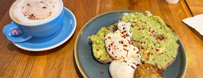 Truth Café is one of Brunch London.