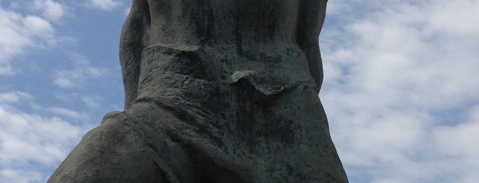 Памятник Мусе Джалилю is one of Выходные в январе.