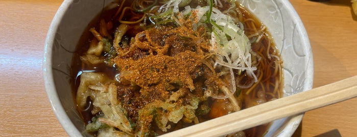 彩彩 is one of 立ち食いそば.