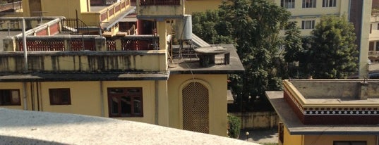 Dungkar Guest House is one of Lieux qui ont plu à Anastasya.