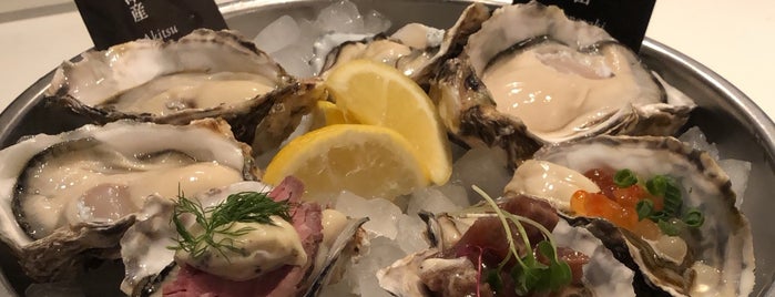 Hakata Station Oyster Bar is one of シーフード 行きたい.