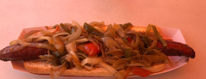 Ten Pound Buns @ SD County Fair is one of Lugares guardados de John.