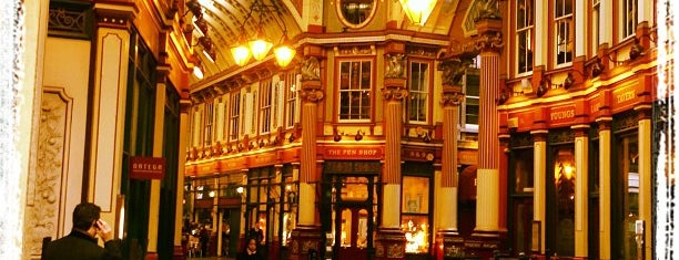 Leadenhall Market is one of London Places.