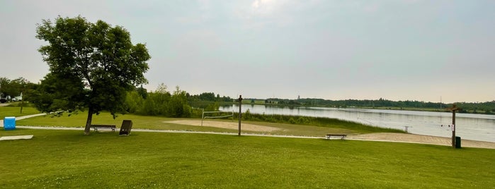 Gillie's Lake is one of Main spots.