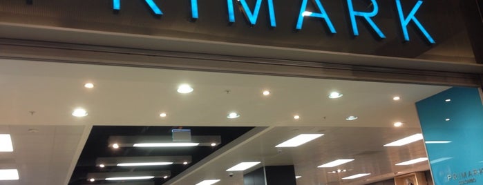 Primark is one of Soraiaさんのお気に入りスポット.