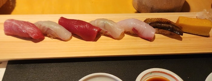 Sushi Cho is one of 냠냠 리스트.