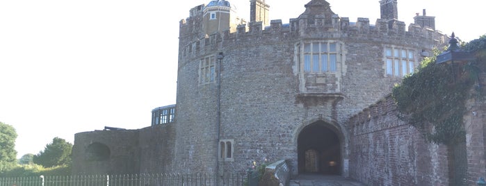 Walmer Castle & Gardens is one of South East Coast.