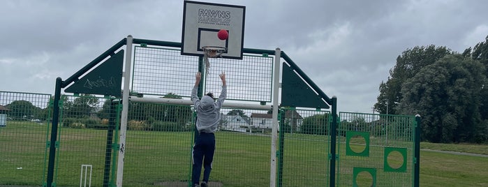 Hamworthy Park is one of Shelbyart's Favourite Places.