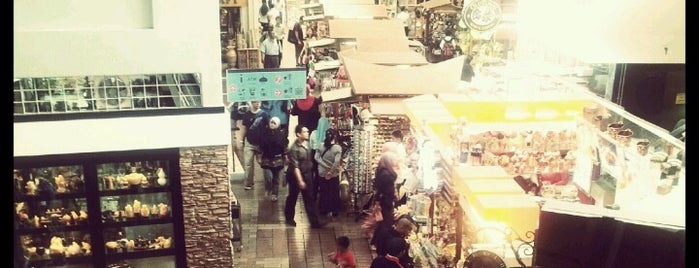 Central Market (Pasar Seni) is one of Neu Tea's KL Trip.