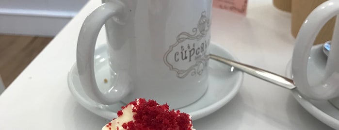 the Cupcakery is one of Locais salvos de Martina.