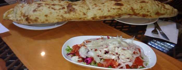 Demirbilek Alabalık Restaurant is one of สถานที่ที่ Burak ถูกใจ.