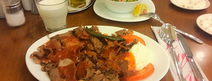 Şanlı Et Restaurant is one of Locais salvos de İsmail.