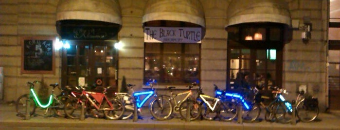 Bistro Klemanso | The Black Turtle V is one of TnCrさんのお気に入りスポット.