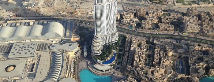 Burj Khalifa is one of Dubai to-do list.