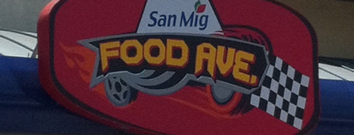 San Mig Food Ave. is one of My Chillout Spot.