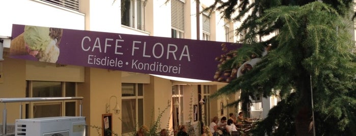 Café Flora is one of Lugares favoritos de Taisiia.