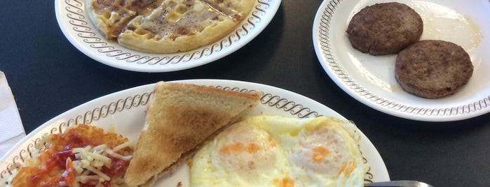 Waffle House is one of Vlad : понравившиеся места.