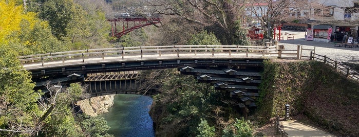 猿橋 is one of 山梨県.