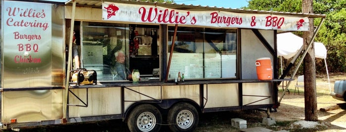Willie's Burgers & BBQ is one of Done and Recommended.