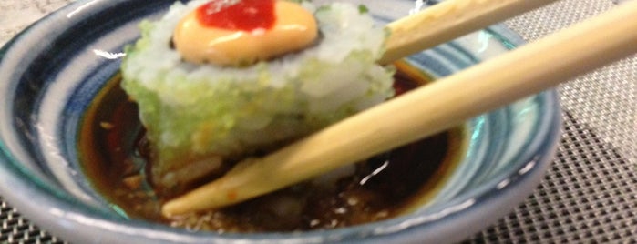 Tiquismiquis Gastrobar&Sushi is one of Exóticos.