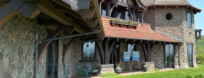 Castle In The Clouds is one of To Eat and Do in New England.
