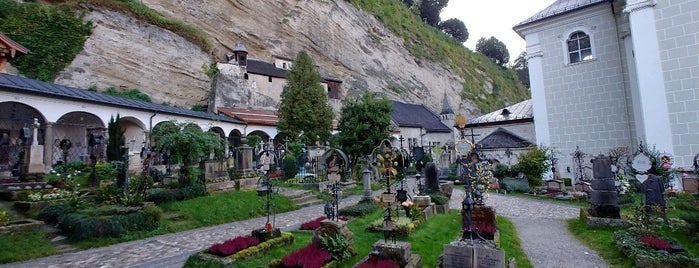 Friedhof St. Peter is one of Lugares favoritos de Erik.