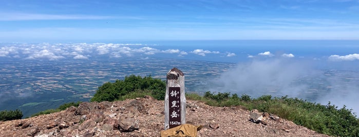斜里岳 is one of 日本百名山.