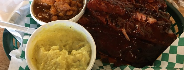 Ms Piggies Smokehouse is one of Visit to St. Louis.