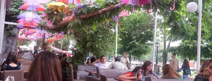 Sıla Cafe is one of Posti che sono piaciuti a Burç.