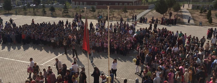 Hasan Polatkan Ortaokulu is one of Odunpazarı Anaokulu, İlk, Ortaokul ve Liseleri.