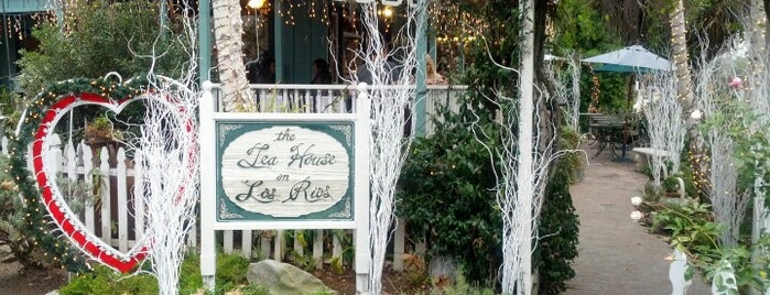 Los Rios Tea House is one of Tempat yang Disimpan Tom.