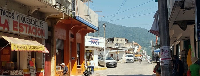 Huixtla is one of Ciudades De México.