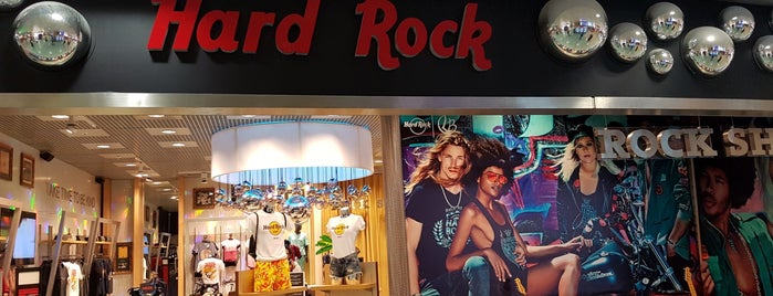 Hard Rock Cafe Airport is one of Hard Rock (closed).