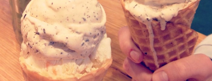 Jeni's Splendid Ice Creams is one of Nashville To Do List.