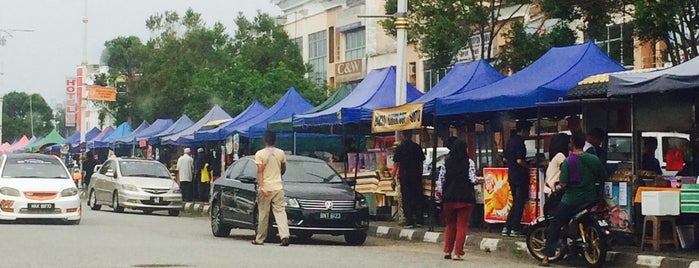 Bazar Ramadhan Seri Iskandar is one of Market / Downtown / Uptown.