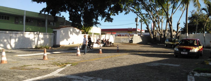Pista de Treinamento da Auto Escola Positivo is one of atividades.