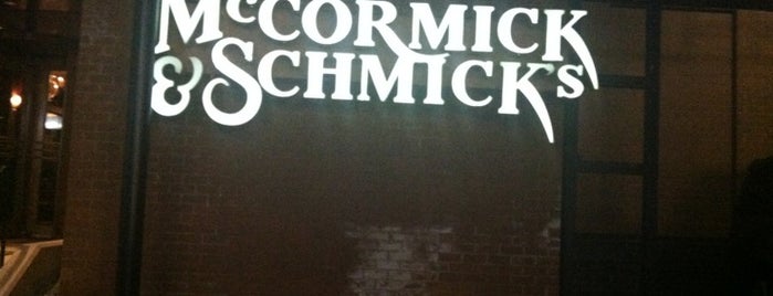 McCormick & Schmick's Seafood & Steak is one of Baltimore Lunch.