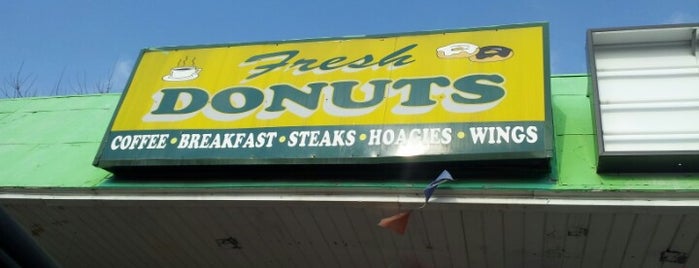 Fresh Donuts is one of My Spots.