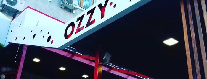 OZZY Fast Food is one of Orte, die Diana gefallen.