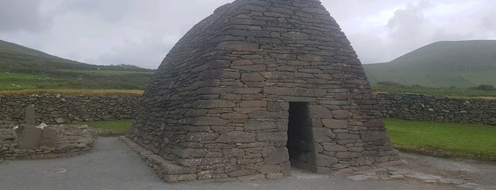 Gallerus Oratory Visitors Centre is one of Dingle.