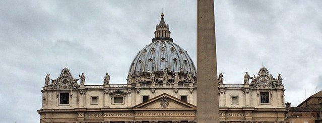 Basilique Saint-Pierre du Vatican is one of Al Italia.