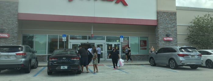 T.J. Maxx is one of Bayanaさんのお気に入りスポット.