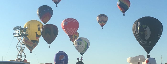 Quick Chek New Jersey Festival of Ballooning is one of Entertain Me.