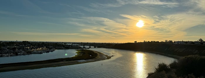 Castaways Park is one of Newport Beach.