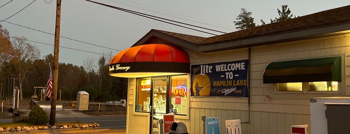 Hamlin Grocery is one of Businesses.