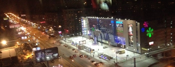 Le Buffet Sky Lounge is one of Novosibirsk TOP places.