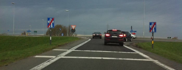 A19 - Zonnebeke / Beselare is one of autosnelweg.